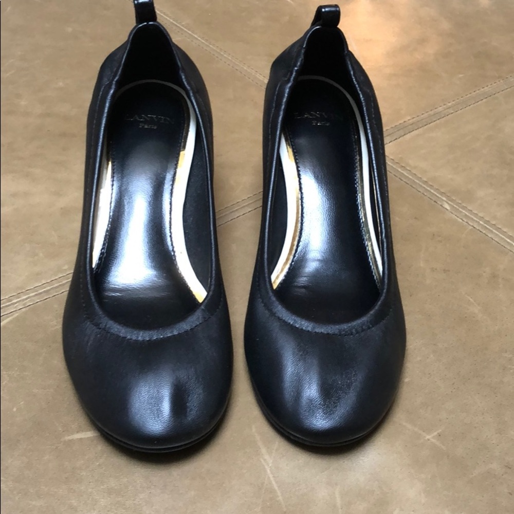 Lanvin pumps